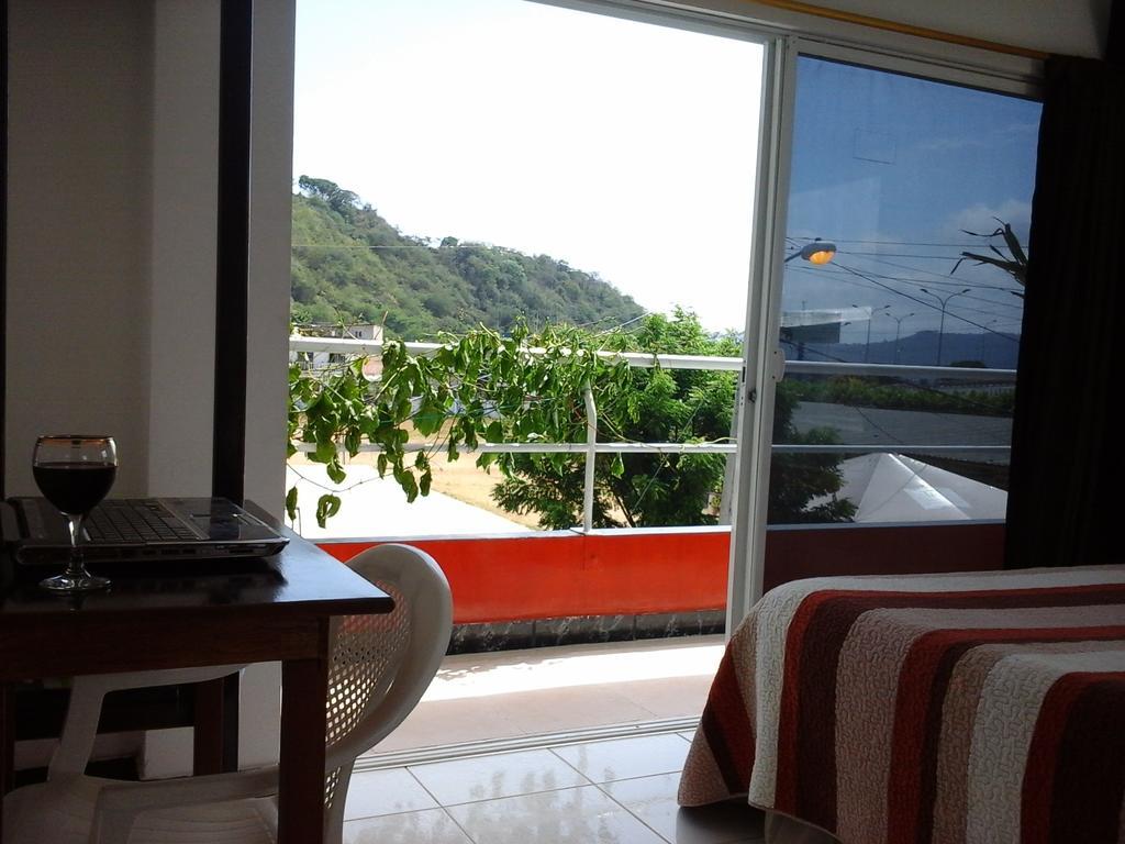 Bahia B&B Bahia de Caraquez Esterno foto